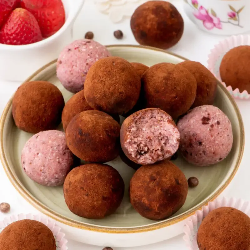 strawberry vegan truffles featured image