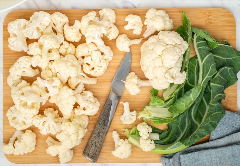 how to precut the cauliflower for the Oil-free Oven Roasted Cauliflower