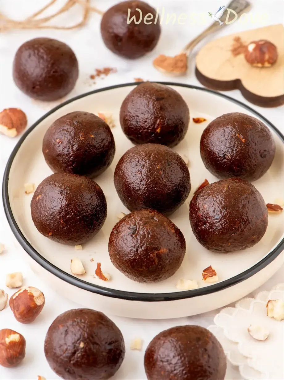 the Healthy 3-Ingredient Vegan Energy Balls in a small plate