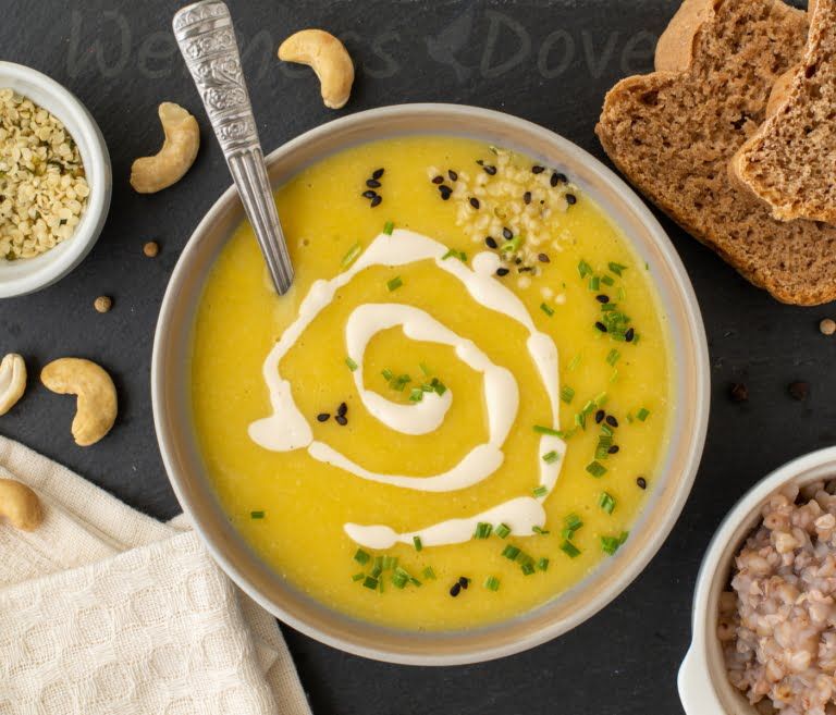 overhead view of a bowl of creamy Zucchini soup