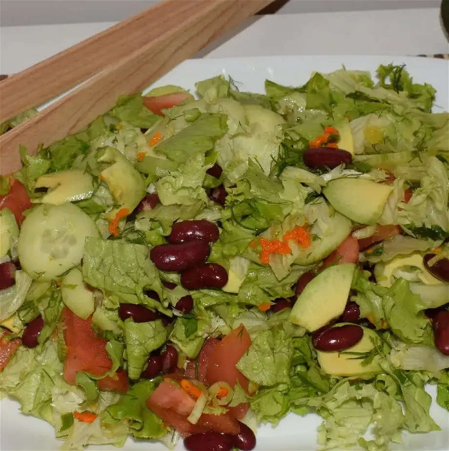 red bean and avocado green salad