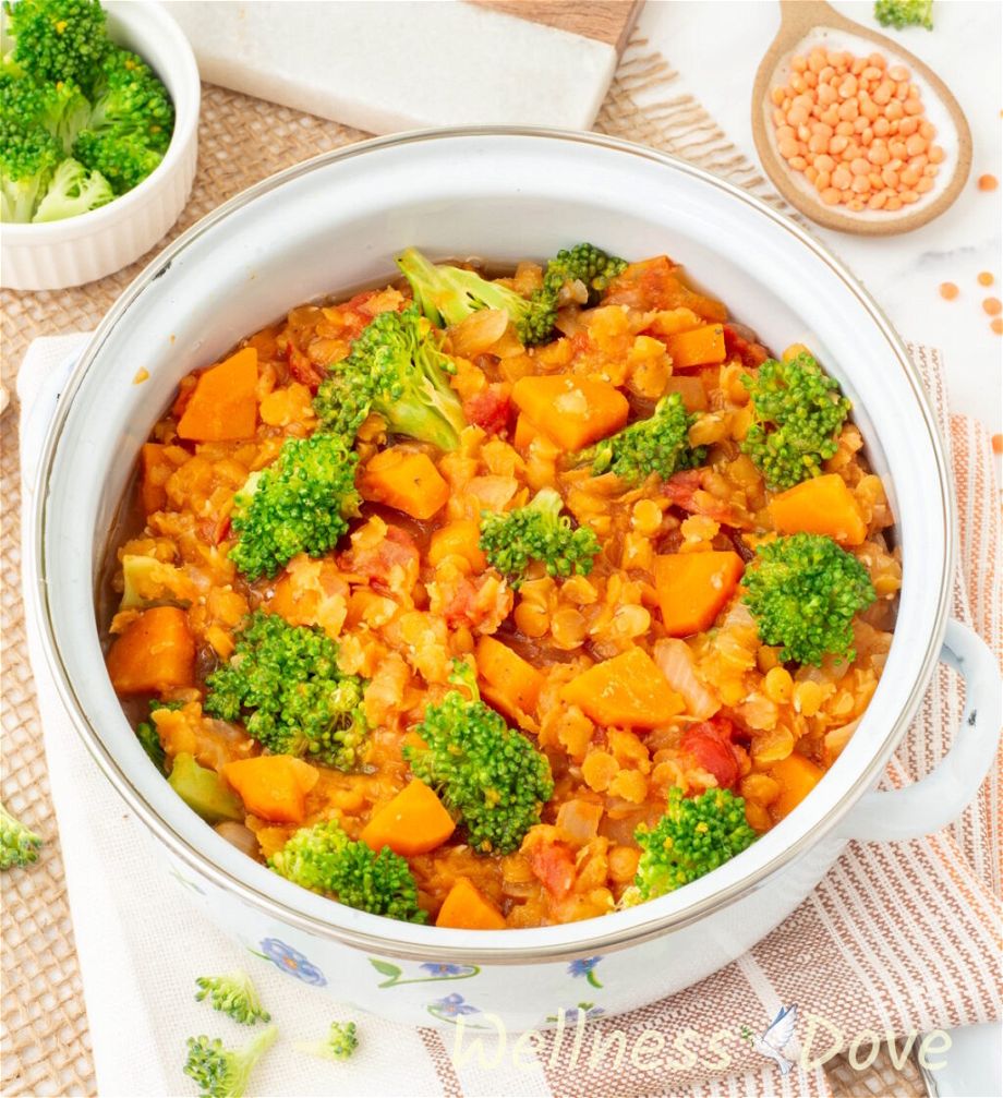 an 3/4 view of the Quick Broccoli Red Lentil Vegan Soup in  a small pot