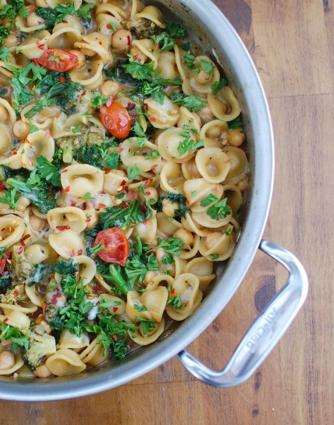 One Pot Chickpea Kale Pasta Recipe - A Cedar Spoon