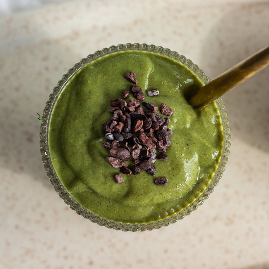 Pistachio Banana Smoothie with Avocado - Avocado Skillet